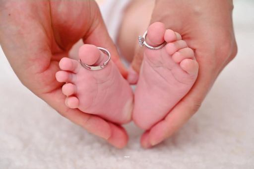 借卵生子咨询孕妇湿疹是什么原因